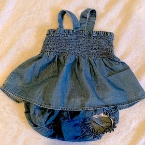 Old Navy two price set - 12-18 month